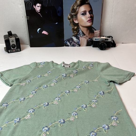 Alfred Dunner Petite Embroidered short sleeve sweater - Picture 5 of 9